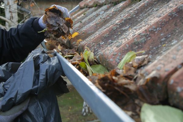 Commercial Gutter Unclogging in Panama City Beach